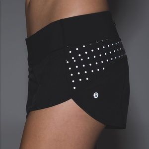 Lululemon Speed Short Polka Dot